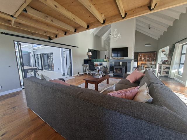 3 Bedroom Property for Sale in Mount Royal Golf Estate Western Cape